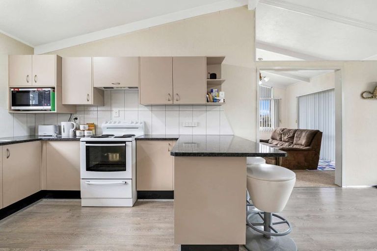 Photo of property in 23 Tania Crescent, Western Heights, Rotorua, 3015