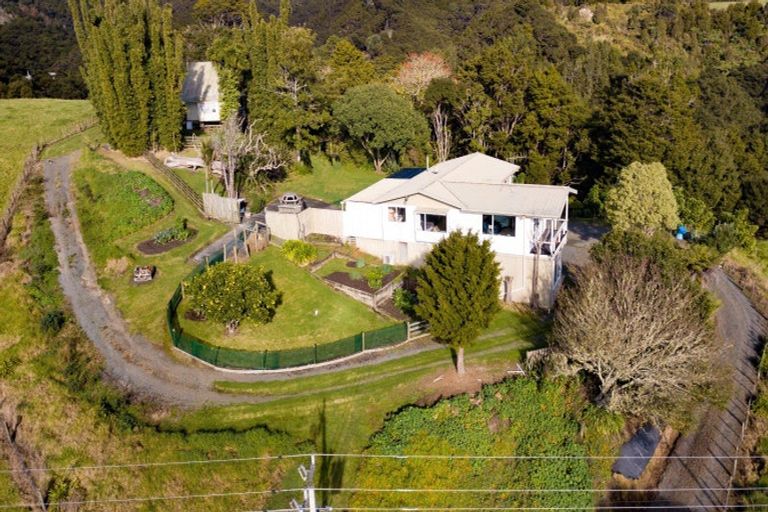 Photo of property in 968 Cove Road, Waipu, 0582