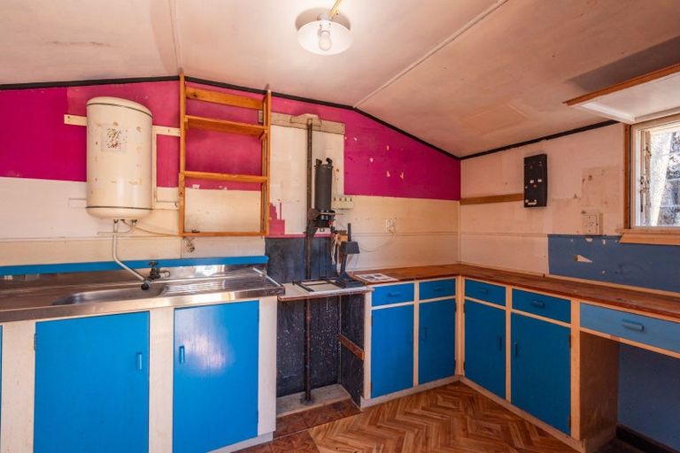 Photo of property in 27 Read Street, Levin, 5510