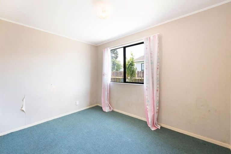 Photo of property in 1/41 Taitimu Drive, Weymouth, Auckland, 2103
