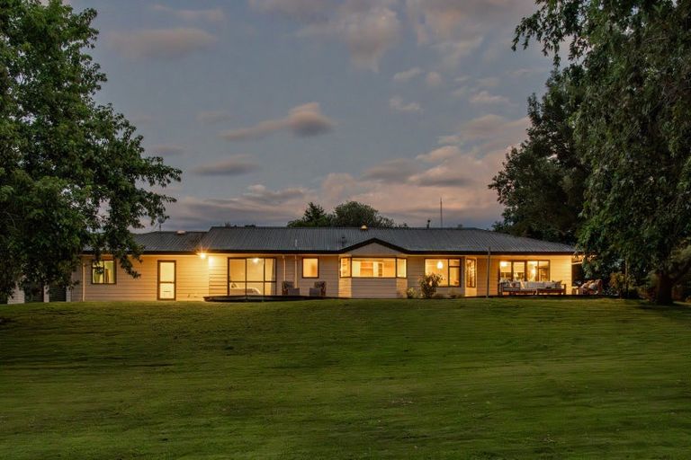 Photo of property in 660 Omarunui Road, Puketapu, Napier, 4183