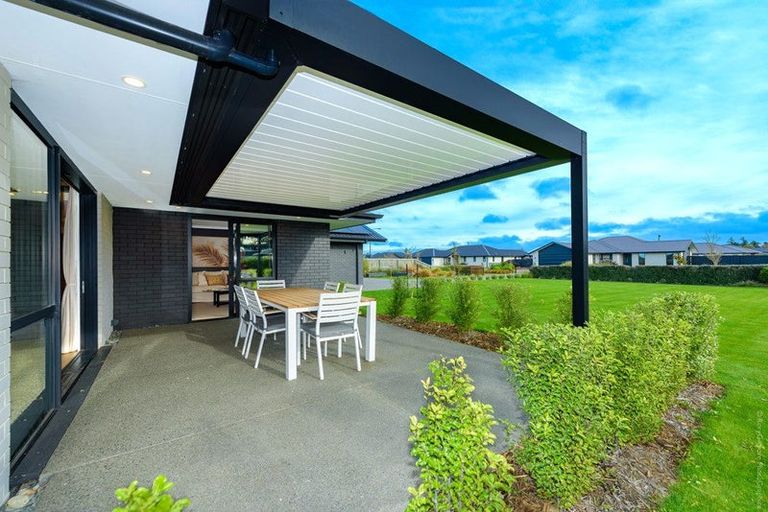 Photo of property in 9 Merino Crescent, Kirwee, 7571