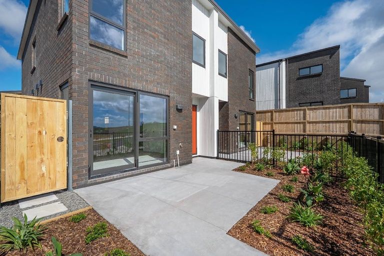 Photo of property in 6 Matamoe Street, Flat Bush, 2019