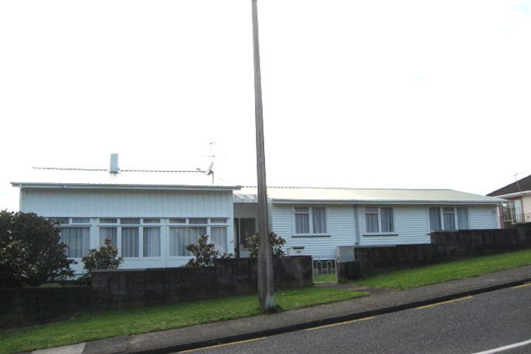 Photo of property in 69 Bayly Road, Blagdon, New Plymouth, 4310