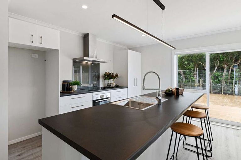 Photo of property in 6 Magnolia Place, Levin, 5510