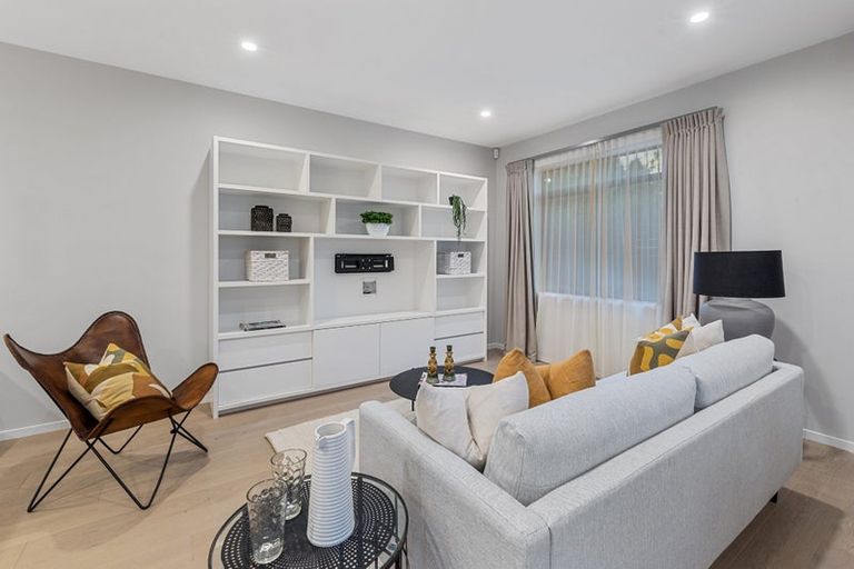 Photo of property in 4 Livingstone Street, Milford, Auckland, 0620