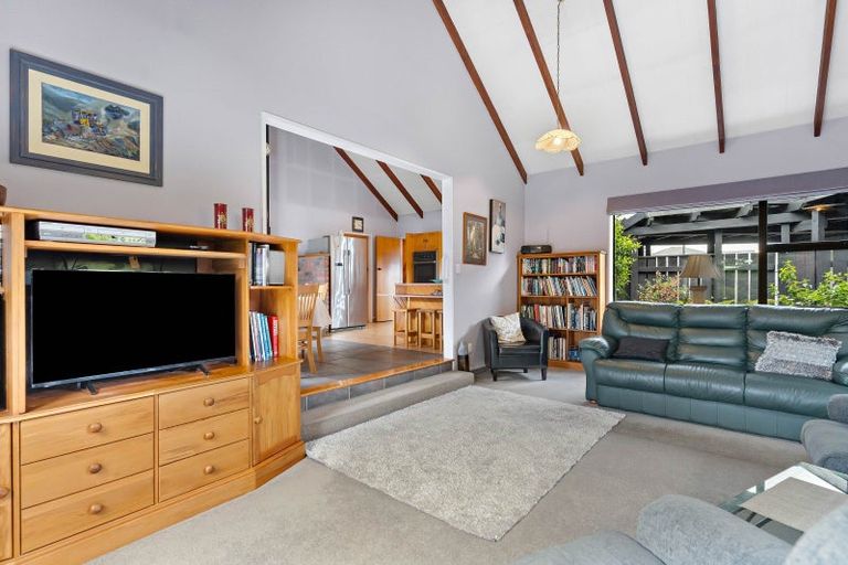 Photo of property in 10a Tararua Street, Masterton, 5810