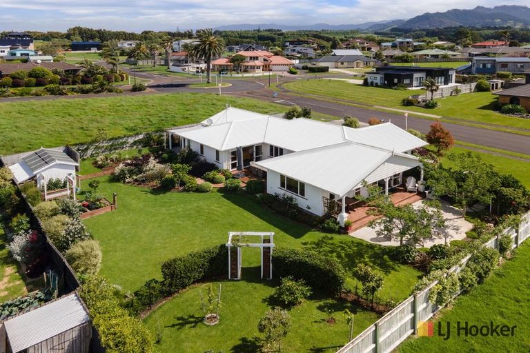 Photo of property in 4 Sea Vista, Athenree, Katikati, 3177