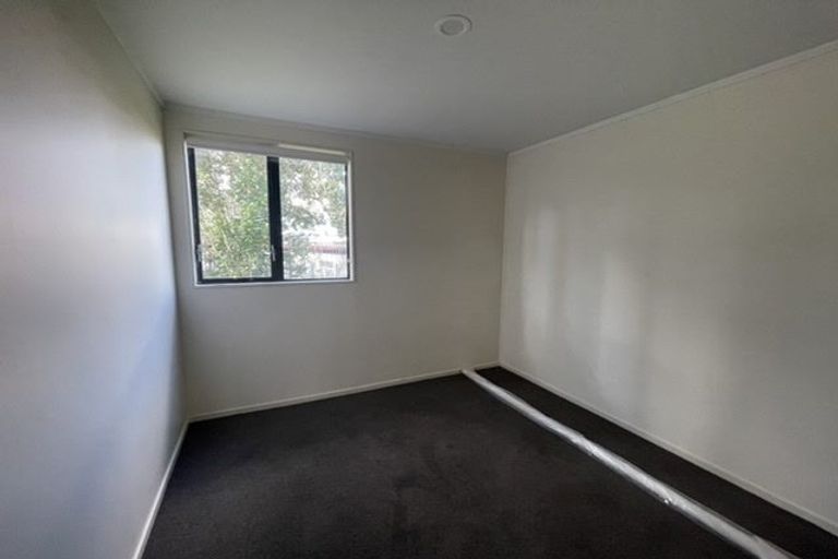 Photo of property in 7 Silverstone Place, Henderson, Auckland, 0612