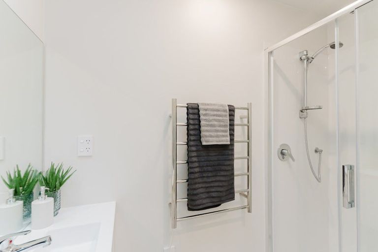 Photo of property in 29 Mcgrath Way, Taita, Lower Hutt, 5011