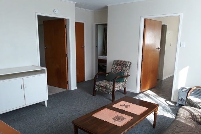 Photo of property in 1-3/68 Manson Street, Terrace End, Palmerston North, 4410