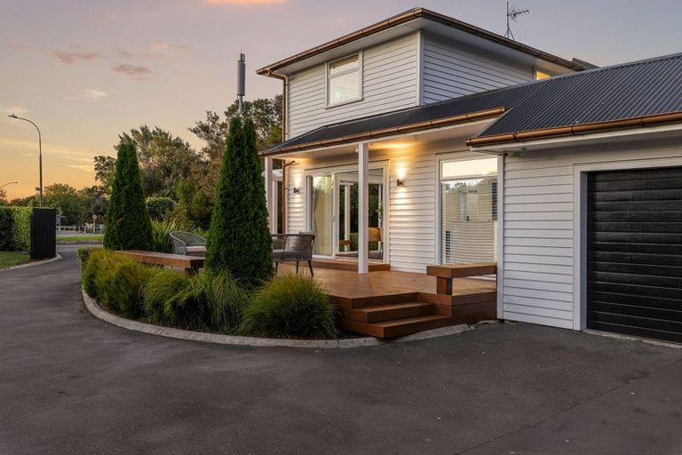 Photo of property in 87 Cashmere Road, Cashmere, Christchurch, 8022