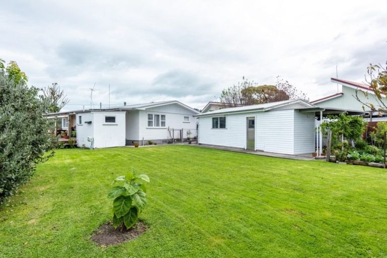 Photo of property in 6 Ida Road, Outer Kaiti, Gisborne, 4010