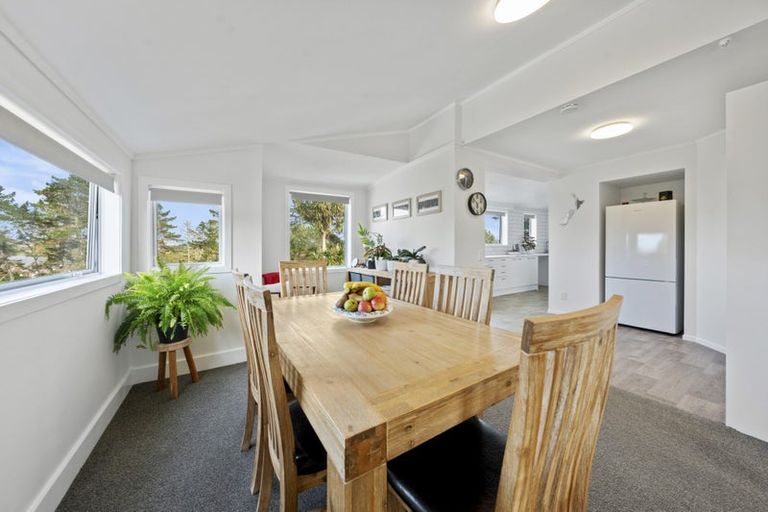 Photo of property in 85 Kaipara Coast Highway, Helensville, Kaukapakapa, 0871