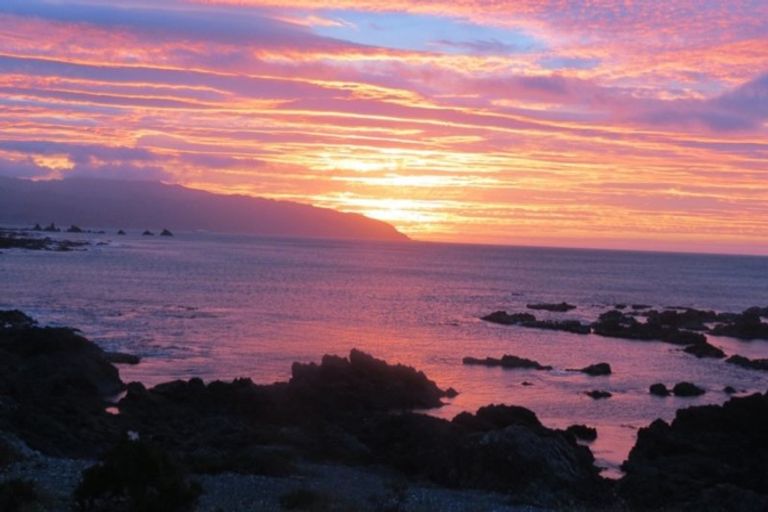 Photo of property in 138 Owhiro Bay Parade, Owhiro Bay, Wellington, 6023