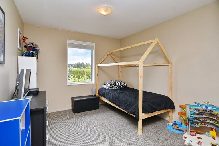 Photo of property in 56 Tahuna Street, Pegasus, 7612