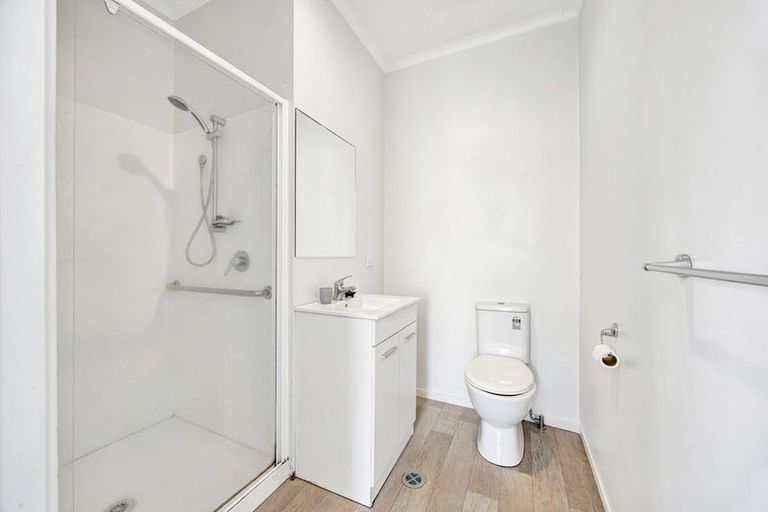 Photo of property in 87 Lake Road, Frankton, Hamilton, 3204