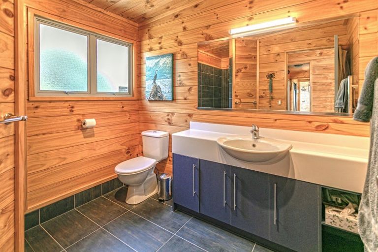 Photo of property in 112 Oratia Place, Onemana, Whangamata, 3691