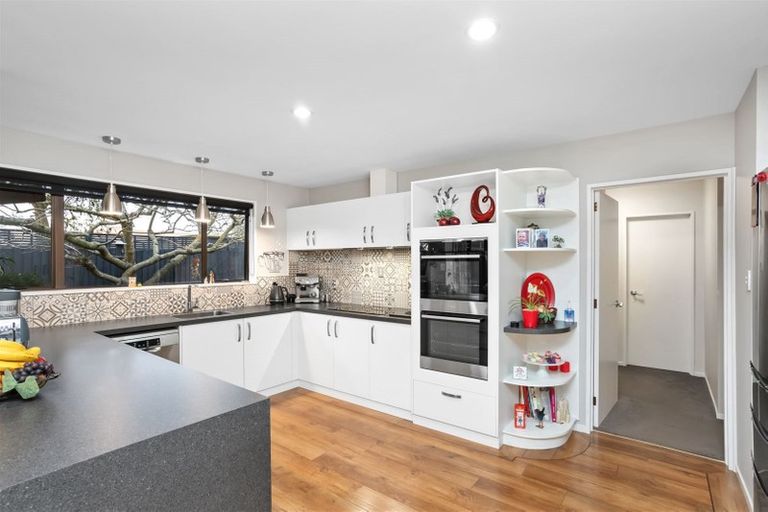 Photo of property in 6 Briarmont Street, Avondale, Christchurch, 8061