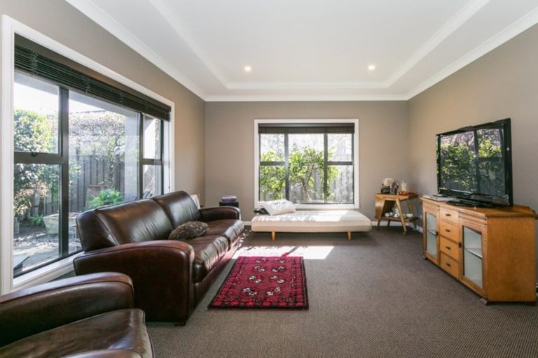 Photo of property in Heynes Place, 31 Heynes Place, Clive, 4102