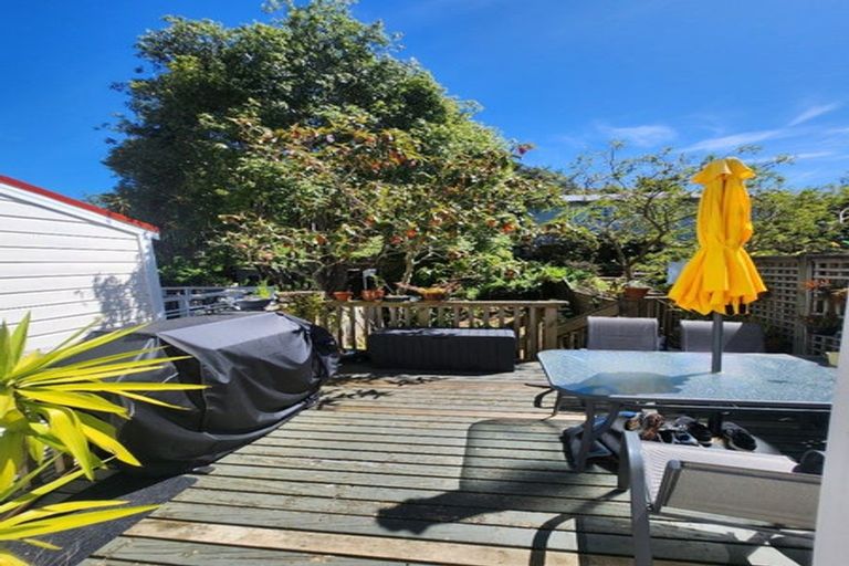 Photo of property in 26 Duppa Street, Berhampore, Wellington, 6023