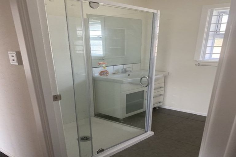 Photo of property in 2/69 Portage Road, Otahuhu, Auckland, 1062