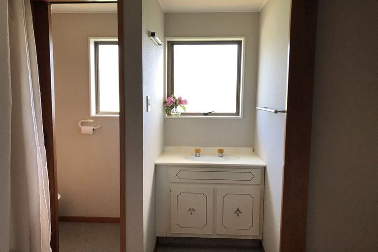 Photo of property in 25-27 Palmerston Street, Greymouth, 7805