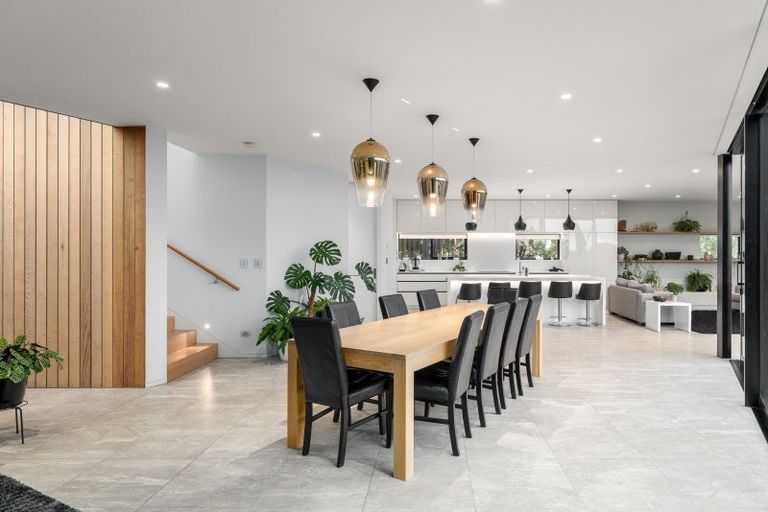 Photo of property in 26 Hackthorne Road, Cashmere, Christchurch, 8022