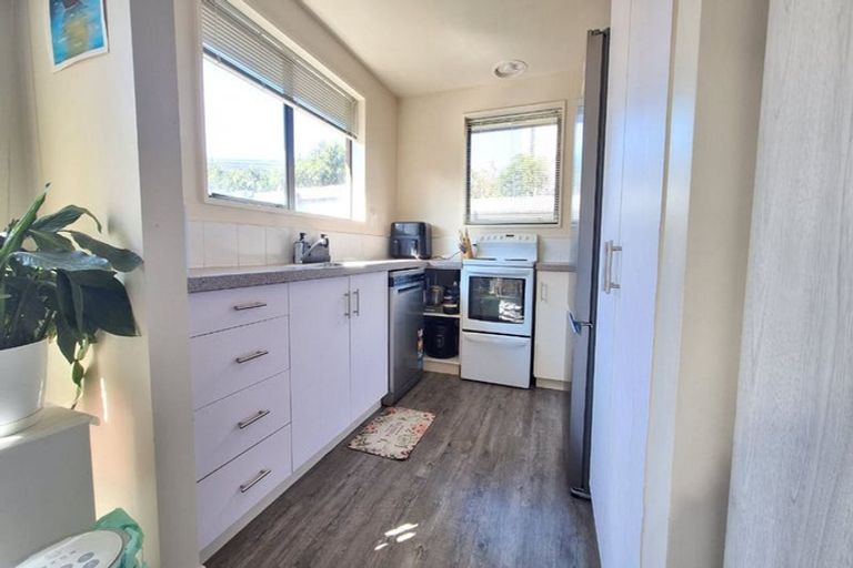 Photo of property in 2/44 Canon Street, St Albans, Christchurch, 8014