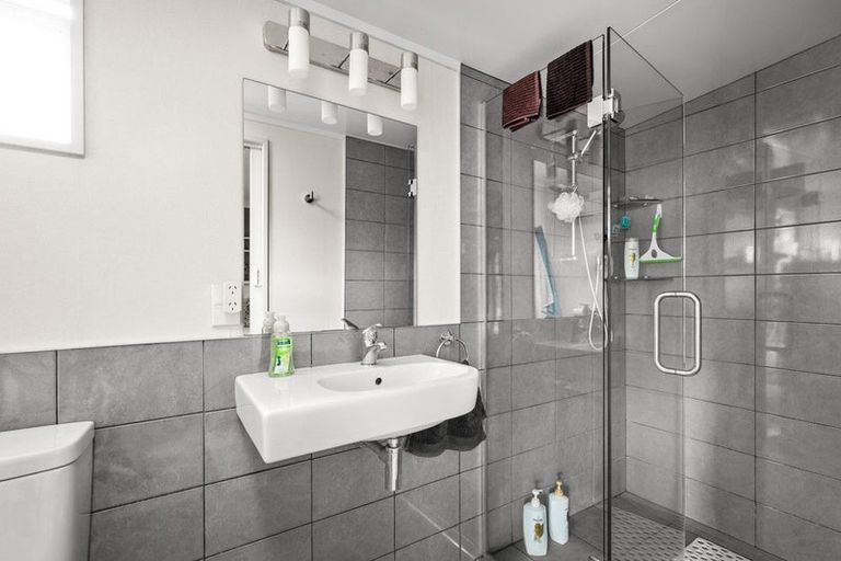 Photo of property in 1 Royal Terrace, Alexandra, 9320