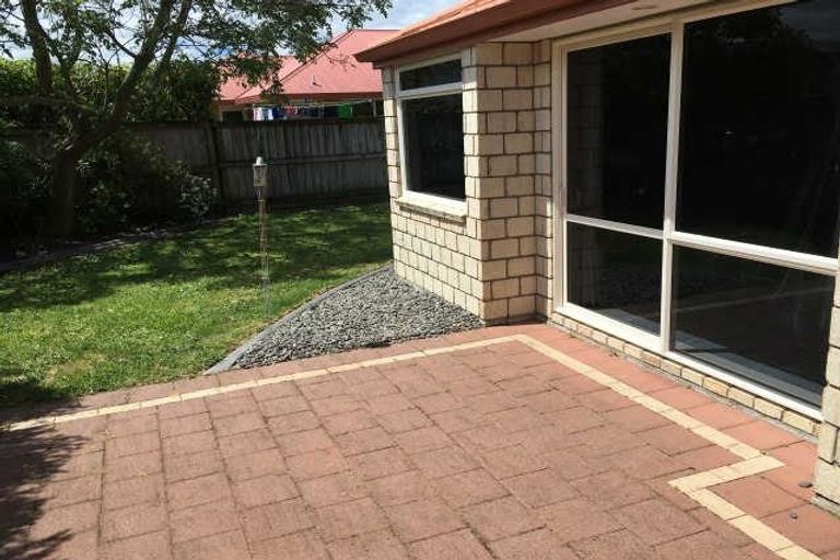 Photo of property in 12 Merlin Close, Huntington, Hamilton, 3210