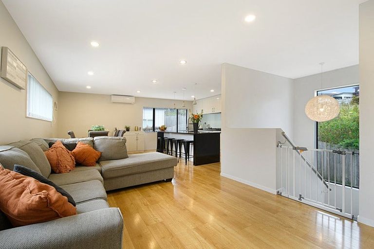 Photo of property in 149 Tiriwa Drive, Massey, Auckland, 0614