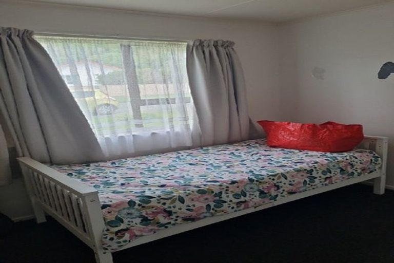 Photo of property in 8 Bobstay Lane, Whitby, Porirua, 5024