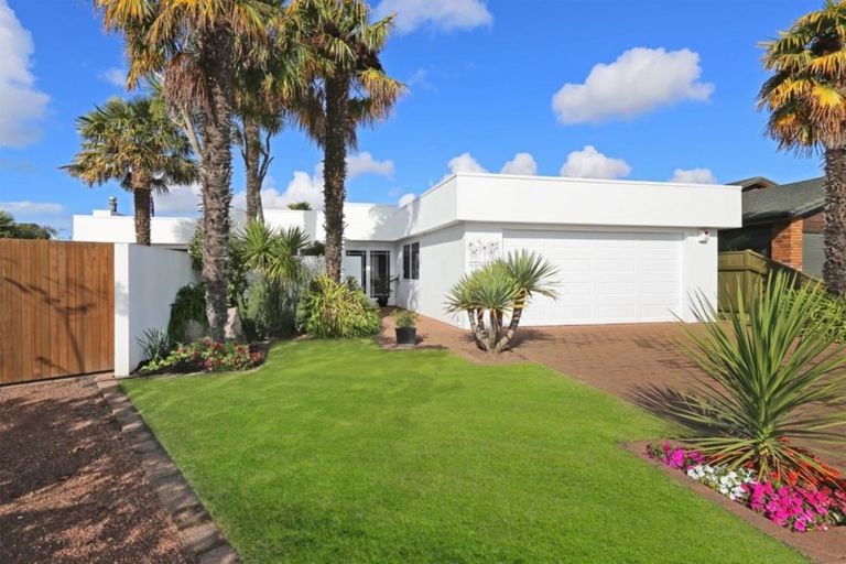Photo of property in 5 Cadogan Lane, Taradale, Napier, 4112