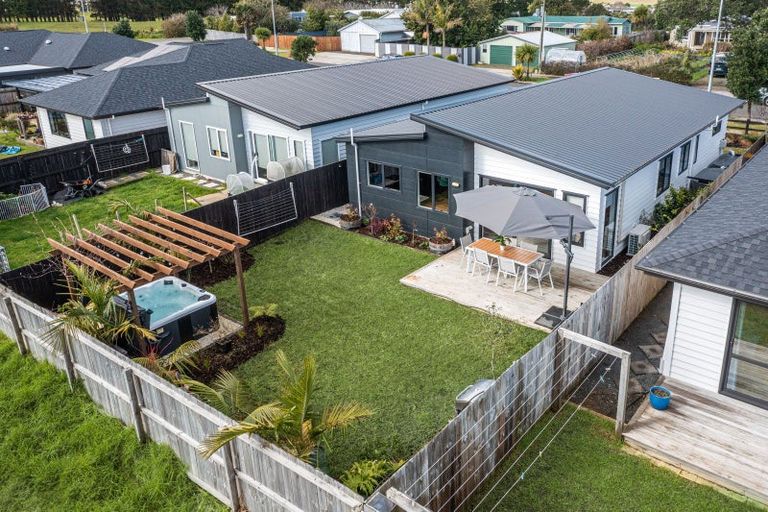 Photo of property in 73 Mclarin Road, Glenbrook, Waiuku, 2681