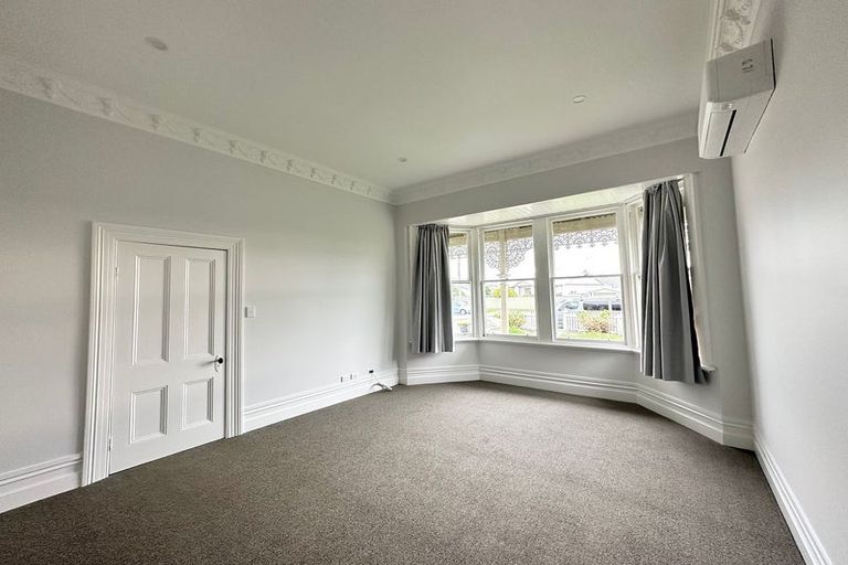 Photo of property in 23 Royal Crescent, Saint Kilda, Dunedin, 9012