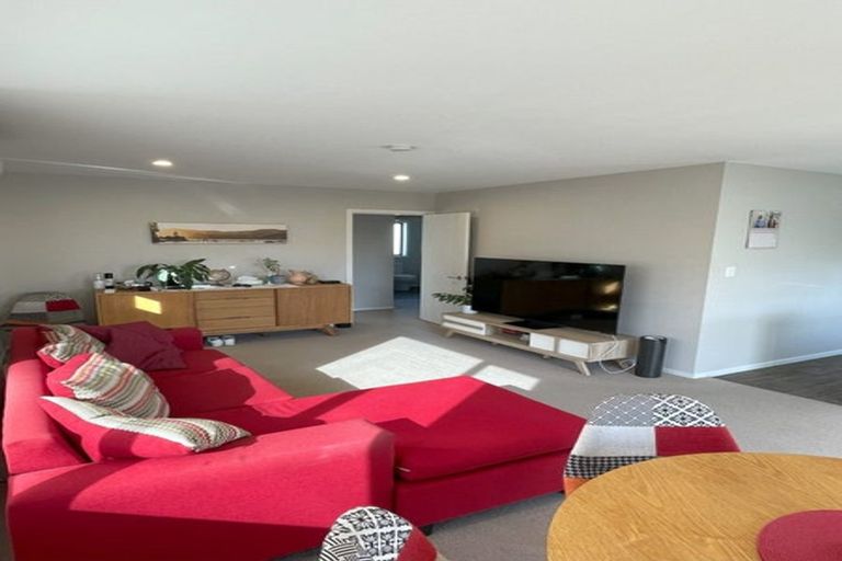 Photo of property in 1/32 Edward Avenue, Edgeware, Christchurch, 8013