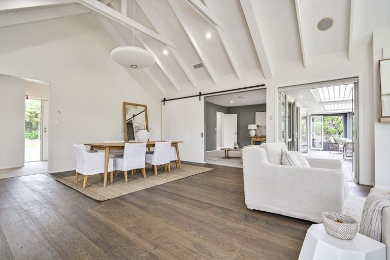 Photo of property in 664a Swamp Road, Puketapu, Napier, 4183