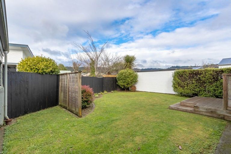 Photo of property in 10 Matuku Street, Heretaunga, Upper Hutt, 5018