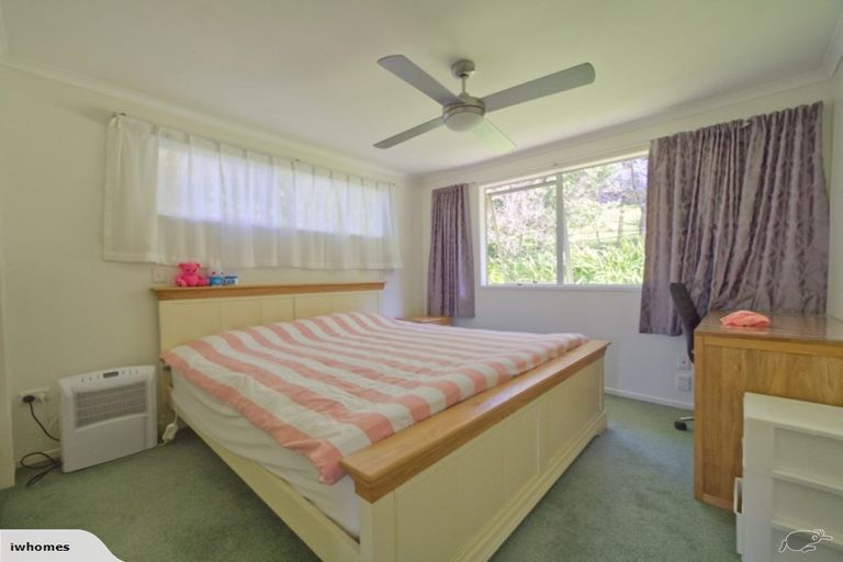 Photo of property in 20 Jayne Place, Torbay, Auckland, 0630