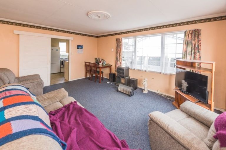 Photo of property in 35b Gonville Avenue, Gonville, Wanganui, 4501