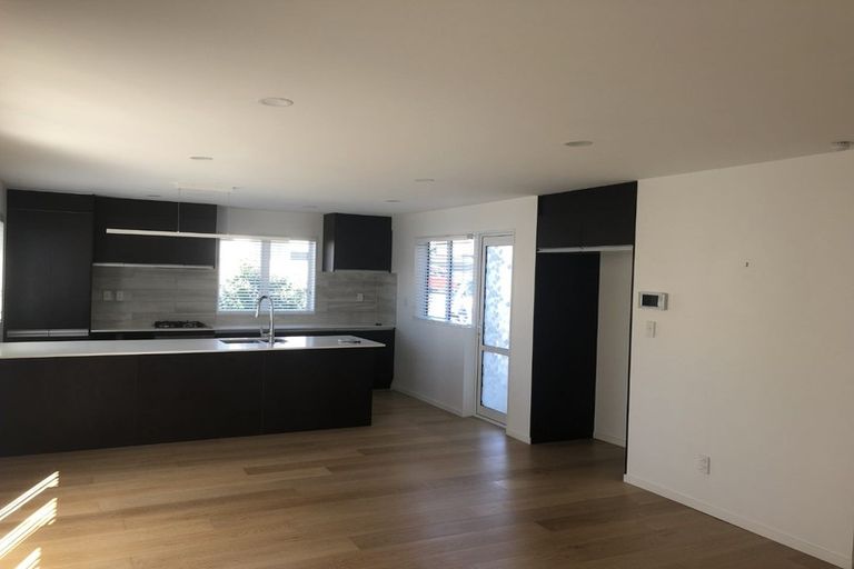 Photo of property in 22 Pikao Place, East Tamaki, Auckland, 2016