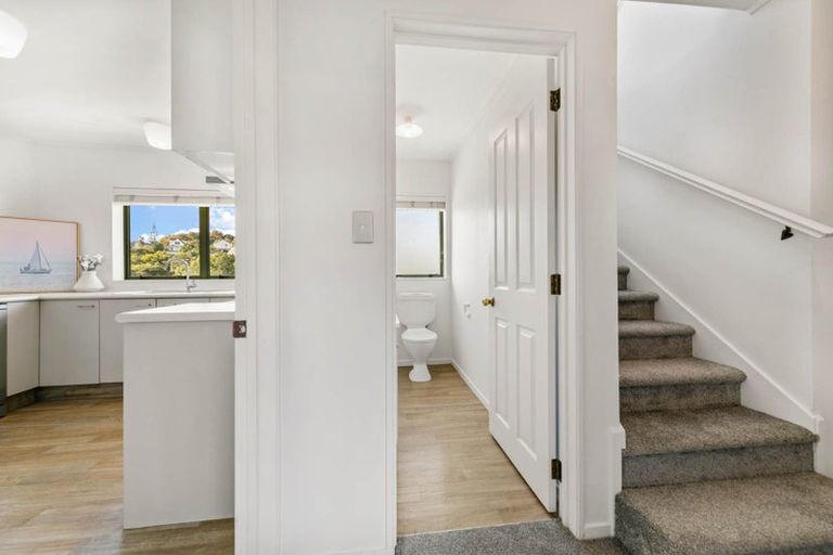 Photo of property in 1/7 Marbeth Court, Botany Downs, Auckland, 2010