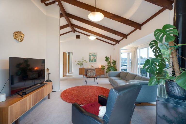 Photo of property in 11 Tulsa Grove, Totara Park, Upper Hutt, 5018