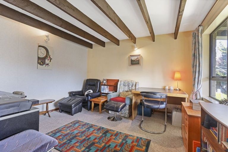 Photo of property in 81 Weld Street, Oxford, 7430