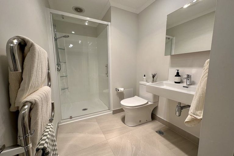 Photo of property in 5/96 Clark Road, Hobsonville, Auckland, 0616