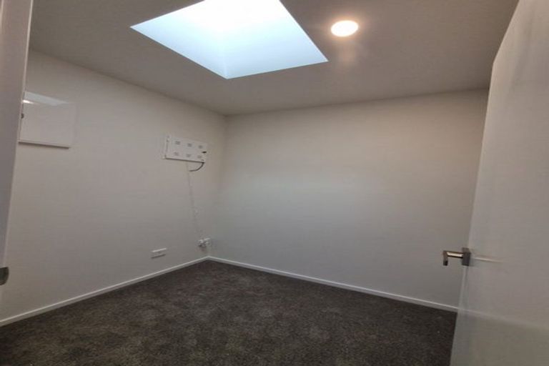 Photo of property in 11/241 Don Buck Road, Massey, Auckland, 0614