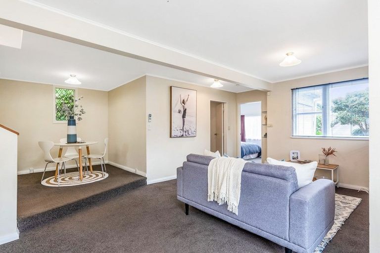 Photo of property in 6a Wharemauku Road, Raumati Beach, Paraparaumu, 5032