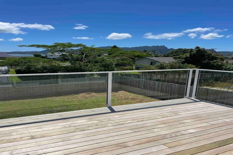 Photo of property in 5 Kahukaka Road, One Tree Point, 0118