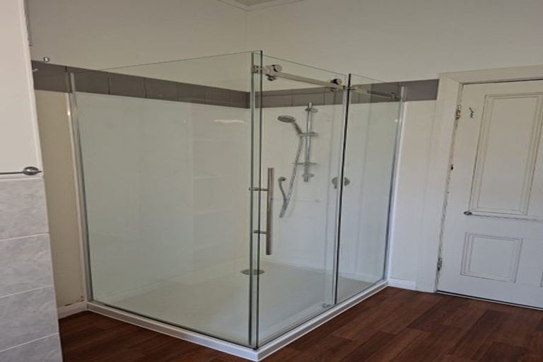 Photo of property in 1/27 Brougham Street, Mount Victoria, Wellington, 6011